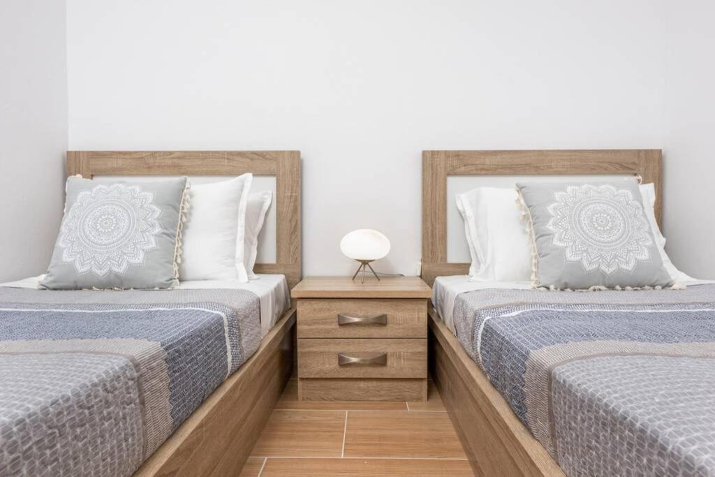 Dennis City Center Elegant Apartment Città di Zante Esterno foto